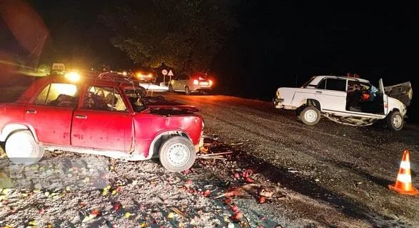 Quba yolunda qəza: Yanacaq maşını qəzaya düşdü, yaralılar var