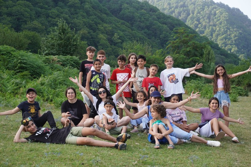 Yay düşərgələri: əyləncə də olmalıdır, tədris də...