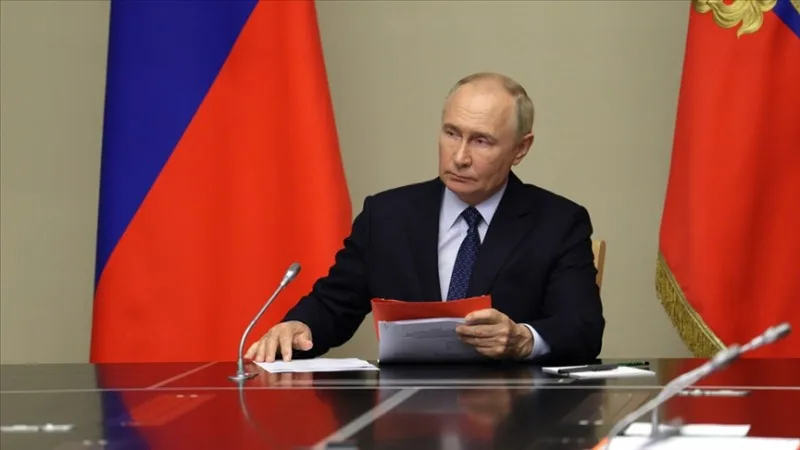 Putin Təhlükəsizlik Şurasının iclasına sədrlik edib