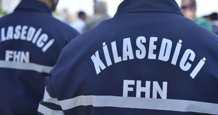 Evdə köməksiz vəziyyətdə qalan azyaşlı xilas edildi