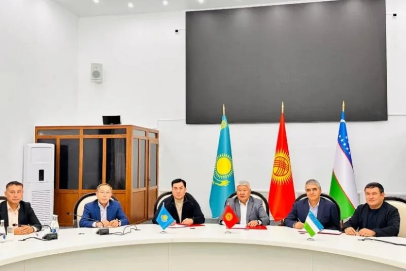 Qazaxıstan, Qırğızıstan və Özbəkistan su və enerji balansı barədə razılığa gəlib