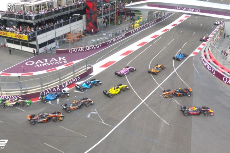 Formula 2: Beş pilot Bakıdakı sprint yarışında mübarizəni dayandırıb - YENİLƏNİB