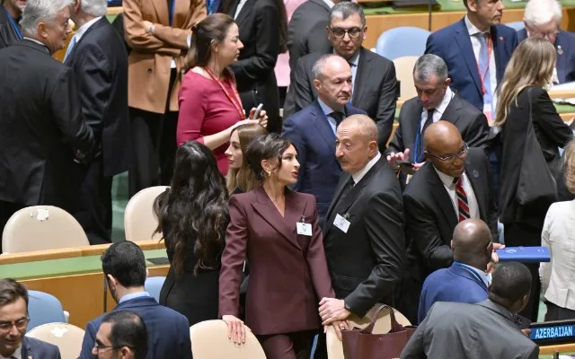 Prezident və ailə üzvlərinin Nyu-Yorkdan FOTOLARI