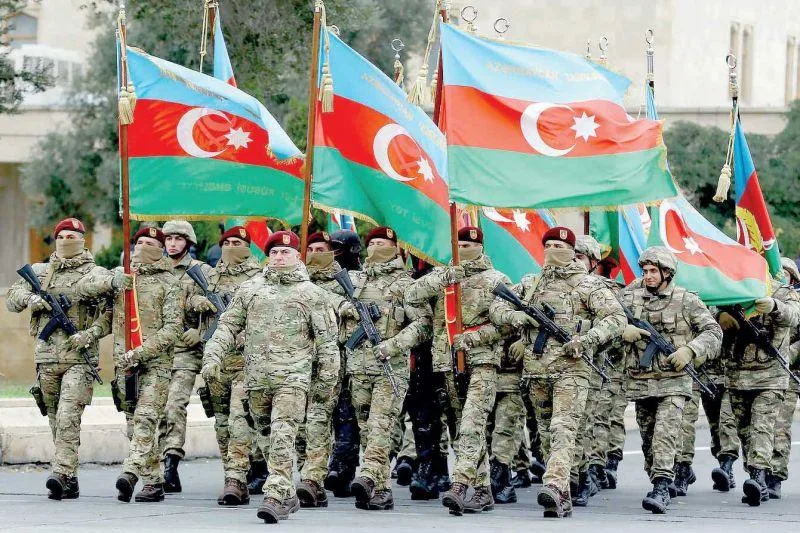 Naxçıvanda Zəfər Günü ilə bağlı hərbçilərin yürüşü keçirilir