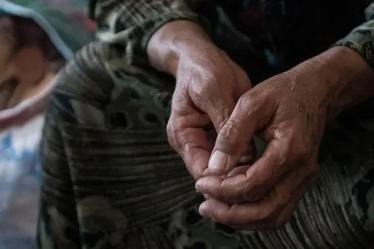 Bakıda evə basqın edib 75 yaşlı qadını öldürənə AĞIR CƏZA