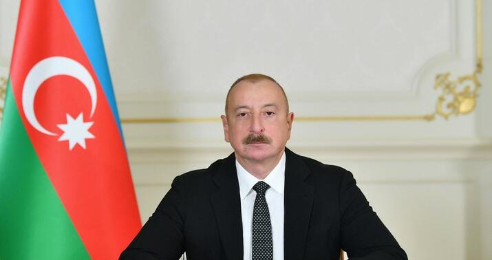 Prezident latviyalı həmkarını təbrik etdi
