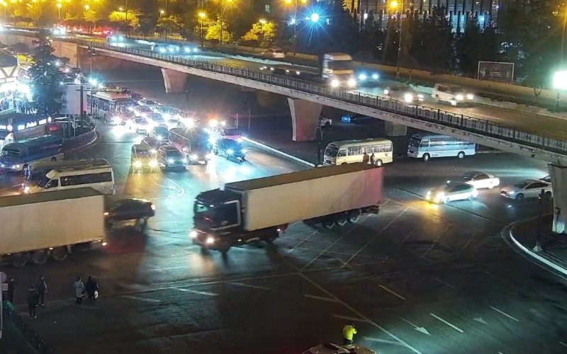"20 Yanvar"dakı sıxlıq aradan qaldırıldı - FOTOLAR - YENİLƏNİB