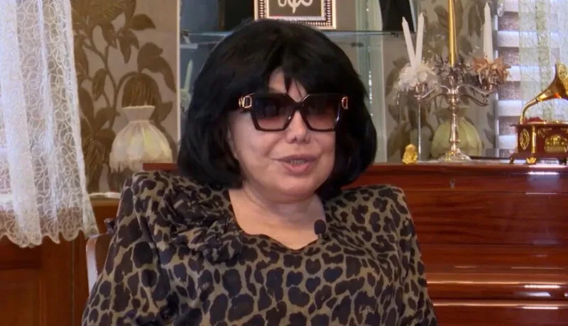 Flora Kərimovanın ailəsi - FOTO