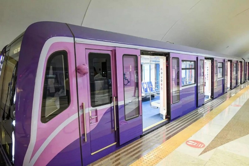 Metro ötən ay 20 milyondan çox sərnişin daşıyıb