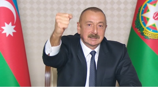 Dəmir yumruq Azərbaycançılıq məfkurəsinə duyulan minnətdarlıqdır 