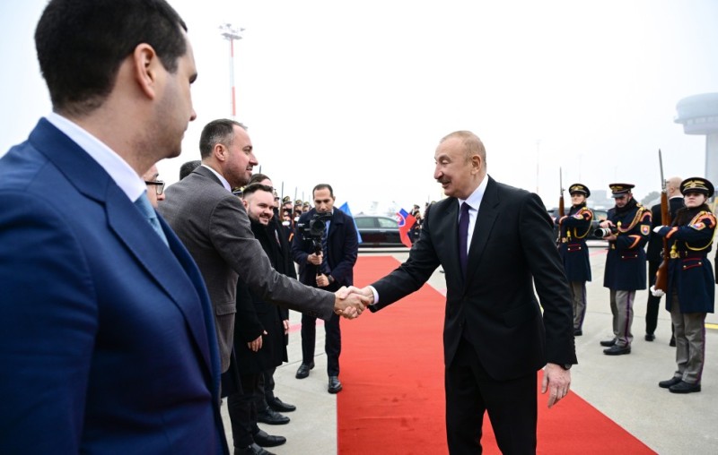 İlham Əliyevin Slovakiyaya rəsmi səfəri başa çatdı - FOTOLAR