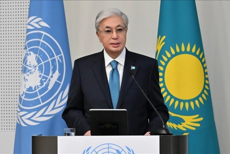 Tokayev Yaponiya şirkətlərini Orta Dəhlizin inkişafında iştirak etməyə çağırıb