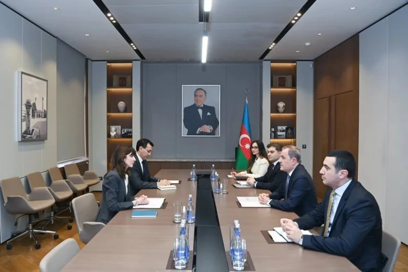 Ceyhun Bayramov Vladanka Andreyeva ilə görüşüb