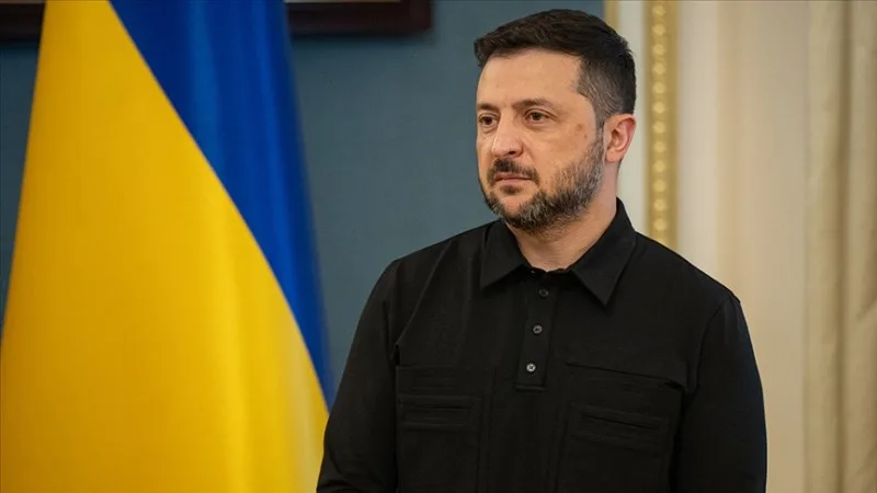 Zelenski Ukrayna Ordusunda dəyişiklikləri elan edib
