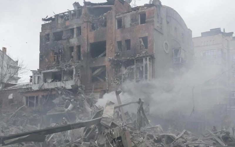Rusiya ordusu Xarkova raket zərbəsi endirib, ölənlər və yaralılar var