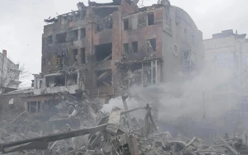 Rusiya ordusu Xarkova raket zərbəsi endirib, ölənlər və yaralılar var