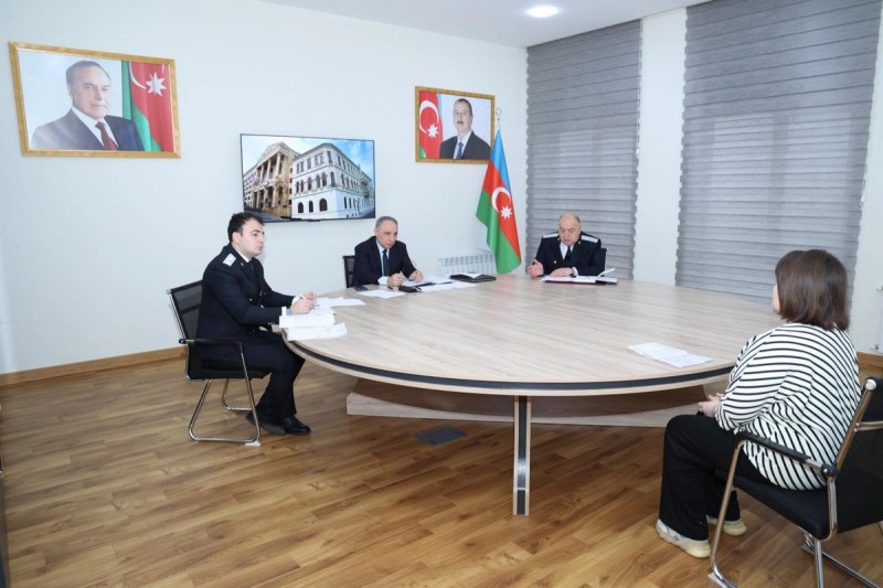 Kamran Əliyev Pirallahıda vətəndaşları qəbul etdi