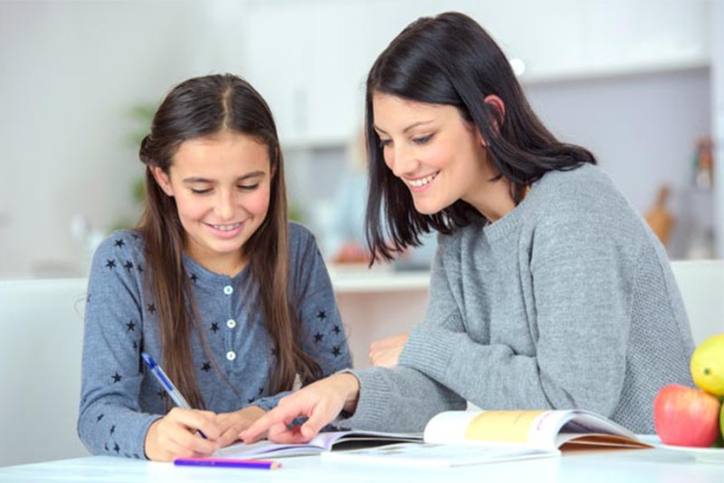 Şagird səhər məktəbdə vaxt doldurur, günorta repetitora qaçır:  ÇIXIŞ YOLU NƏDİR?