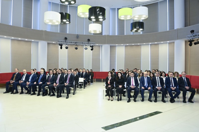 XİN və ADA Universiteti gənc diplomatları sertifikatlarla təltif etdi - FOTO