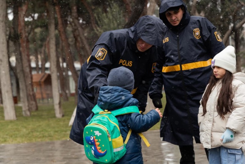 Polis gücləndirilmiş rejimdə xidmət aparır - VİDEO