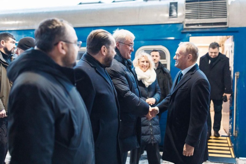 Tusk Kiyevdədir
