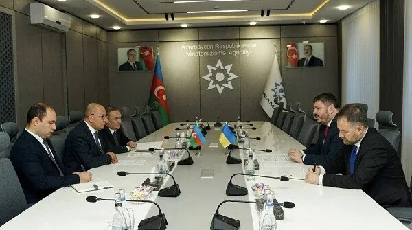 Azərbaycanla Ukrayna arasında mühüm müzakirə