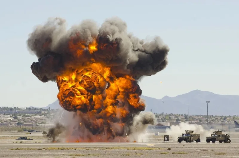 İran yenidən bir neçə ölkədəki ABŞ bazalarını bombaladı