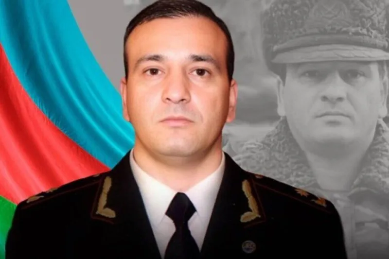 General Polad Həşimovun AVTOMOBİLİ - VİDEO