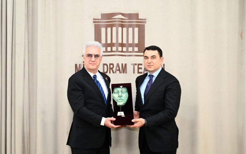 Mədəniyyət naziri Tamer Karadağlı ilə görüş keçirdi - FOTOLAR