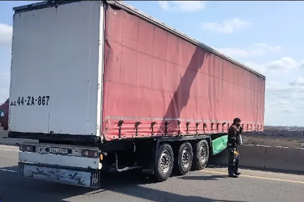 TIR qəza törətdi - VİDEO