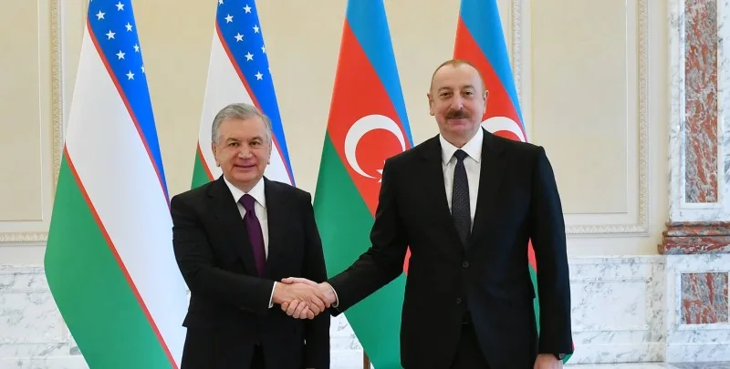 İlham Əliyevlə Şavkat Mirziyoyev bir-birilərini bayramlara görə təbrik etdilər