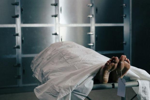 80 yaşlı kişi poçtda vəfat etdi - FOTO