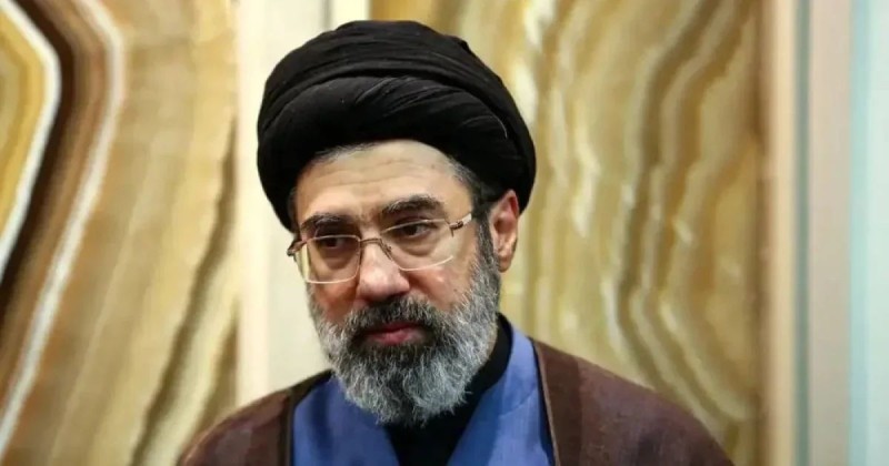 Müctəba Xamenei: Türkiyə və Omana zərbələr endirməmişik