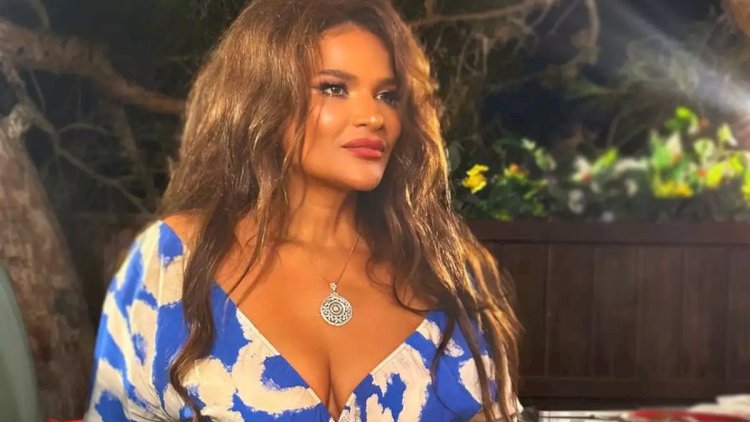 Bacısı oğlu intihar edən müğənni əyləncəsindən qalmır - VİDEO