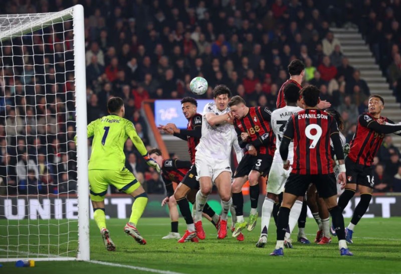 Mançester Yunayted Bornumut səfərində büdrədi