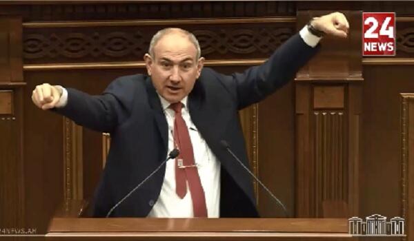 Paşinyan Xamenei və Pezeşkianı təbrik etdi