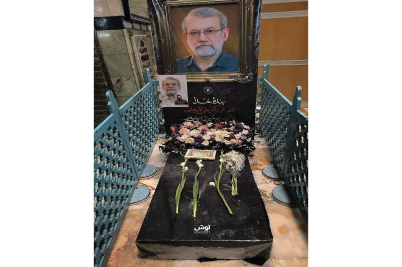 Əli Laricanin məzarının şəkli yayılıb - FOTO