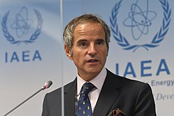 Qrossi İrandakı AES-lə bağlı xəbərdarlıq etdi