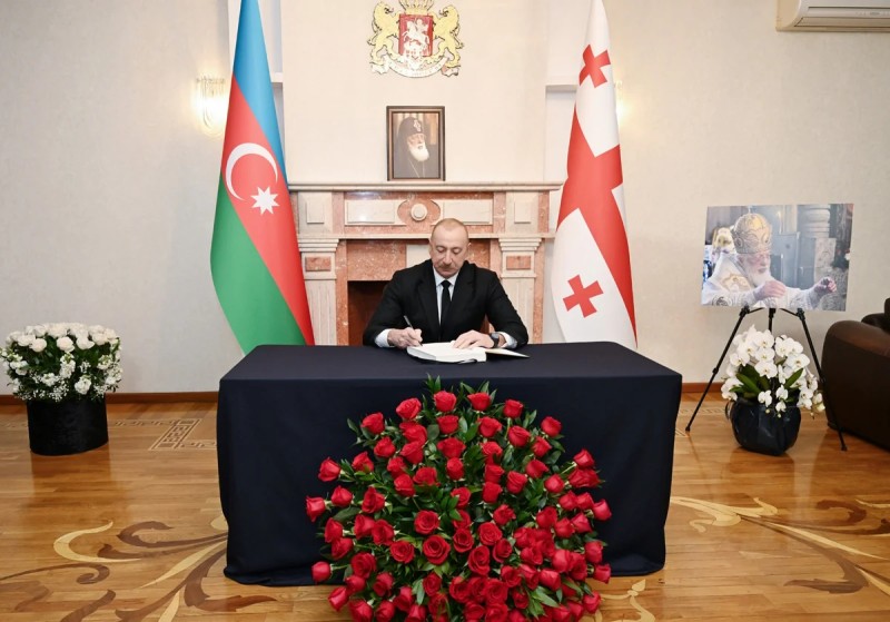 Prezident Gürcüstanın Azərbaycandakı səfirliyində - FOTOLAR