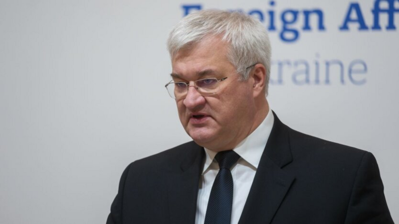 Ukrayna lazımi silahları alacaq