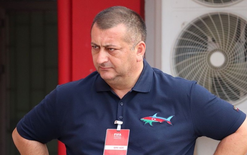 Zaur Axundov ev dustaqlığında qaldı