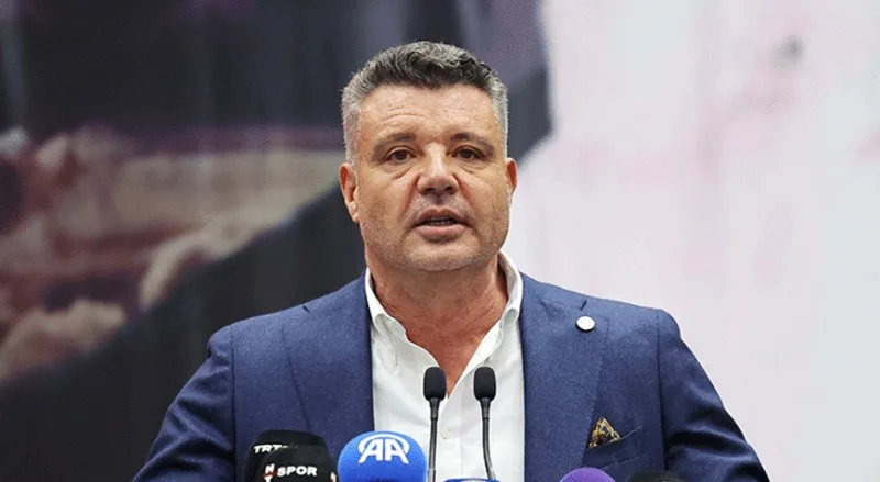“Fənərbağça”nın prezidenti qəzaya düşdü