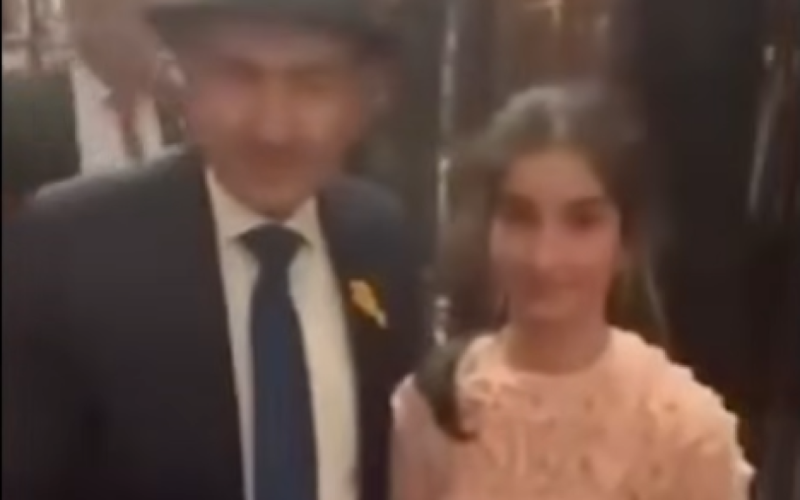 Qarabağ ermənisi hoteldə Paşinyana bu sözləri dedi - VİDEO