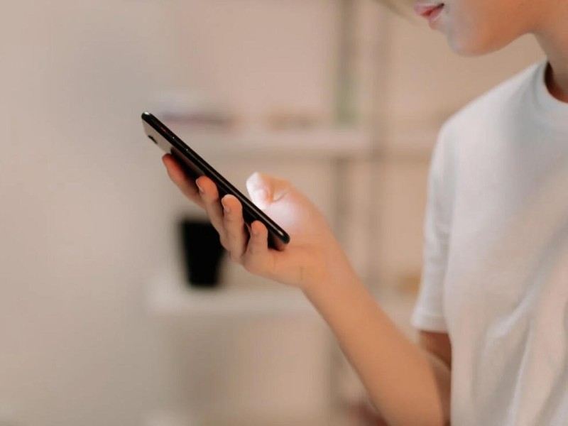 Telefonunuzda bu proqramlar varsa, DİQQƏTLİ OLUN! – Şəkilləriniz oğurlana bilər