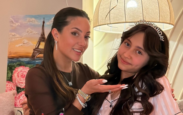 Qızım mənə ana demir