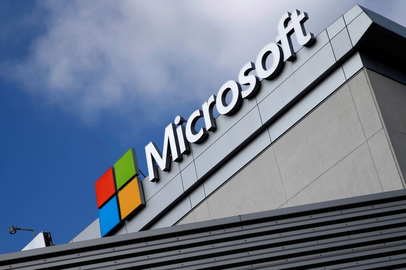 Microsoft Yaponiyaya 10 milyard dollar investisiya yatıracaq