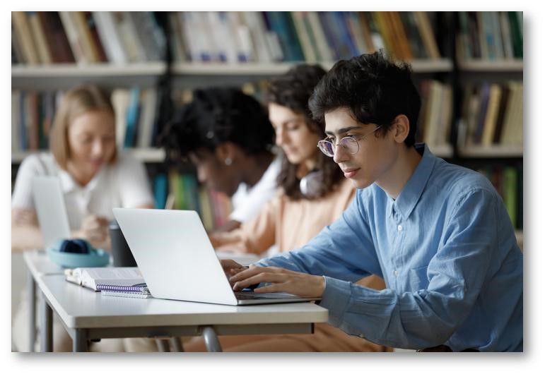 Azərbaycanda təhsil müddəti qısaldıla bilər - RƏSMİ