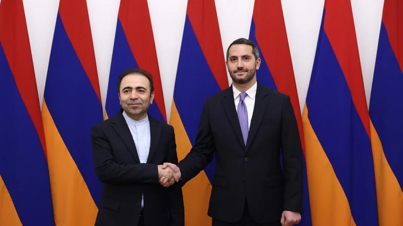 İran-Ermənistan münasibətləri müzakirə olundu
