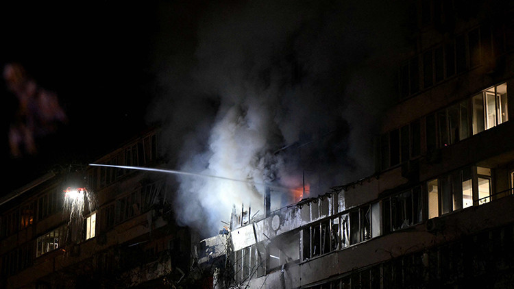 Rusiyanın iki kimya zavodu vuruldu 