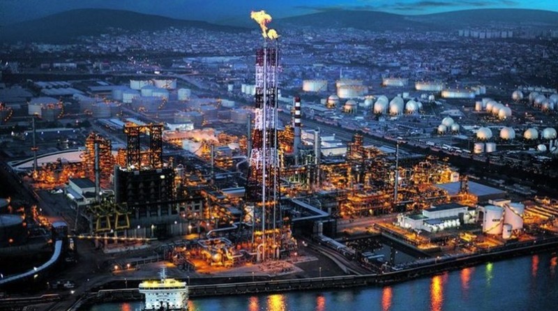 Enerji şirkətlərinə vergi tətbiq edilməsi təklif edildi